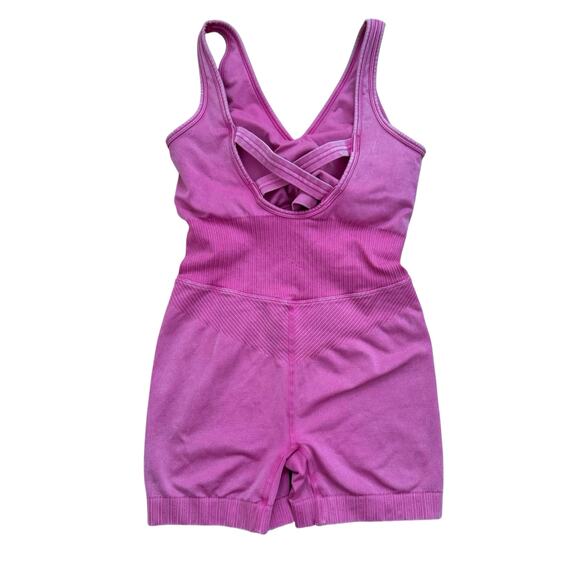 Joylab Seamless Ribbed Berry Pink Short Romper One Piece Size Small - Picture 4 of 6